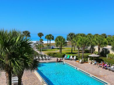 Two Bedroom Two Bathroom Gulf-side Villa Short Walk to Beach
